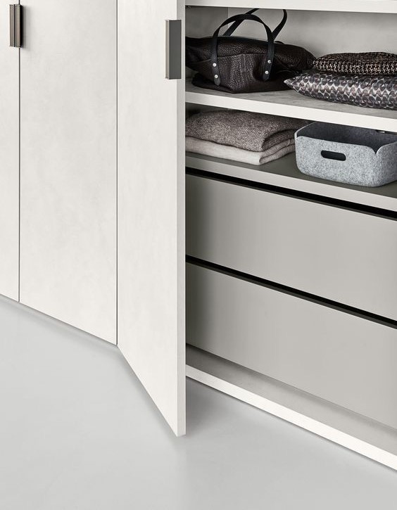 Single Full-Size Drawer